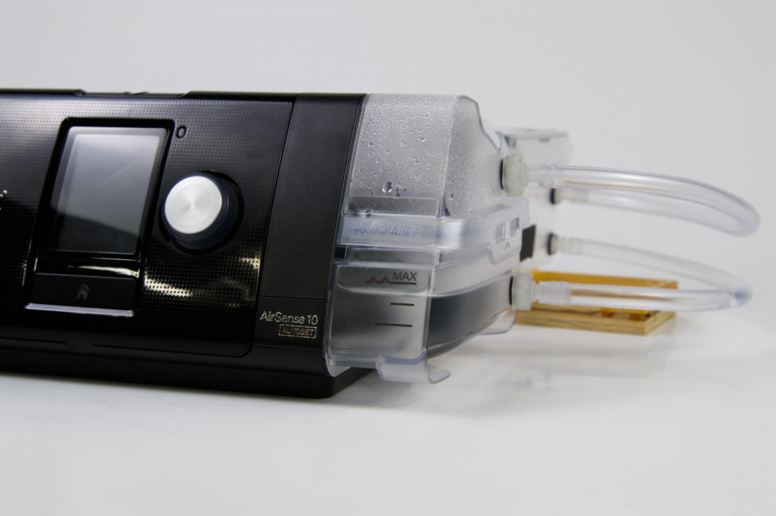 Hack to add on an auxillary water tank for a CPAP machine