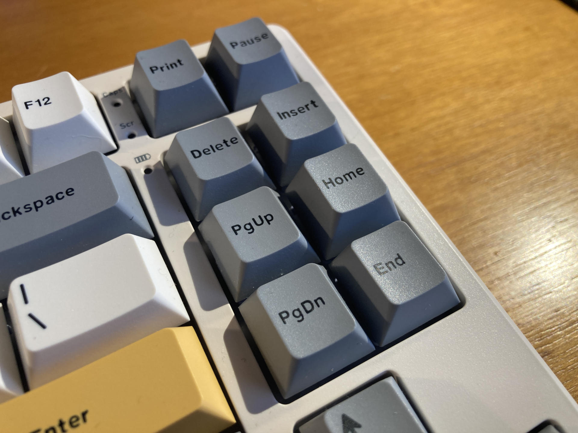 Kisnt KN85 Wireless Mechanical Keyboard